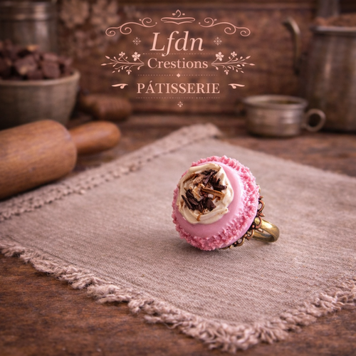 Bague macaron rose chocolat & chantilly