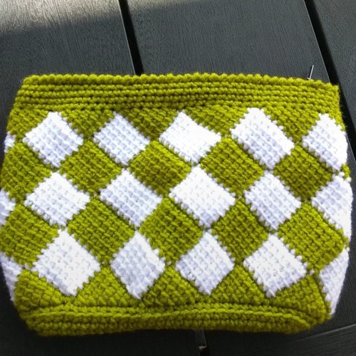 Chale Blanc Au Crochet Fait Main Un Grand Marche