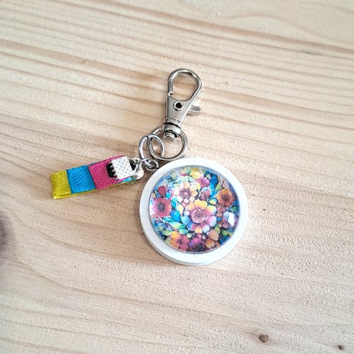 Porte clef bois fleur multicolore