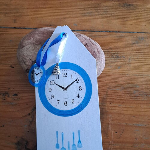 Marque pages papier motif  horloge ronde bleu