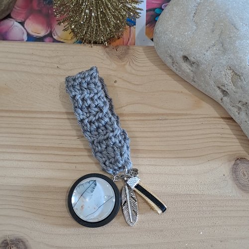 Porte clé feuille sécher