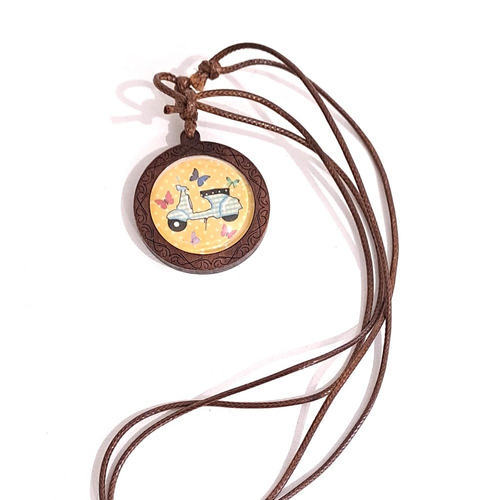 Collier cabochon scooter bleu