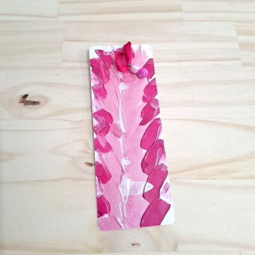 Marque-pages papier fuchsia peint à la main