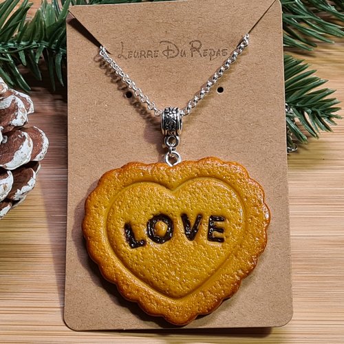 Collier biscuit sablé en forme de coeur / bijoux gourmands en fimo / saint valentin
