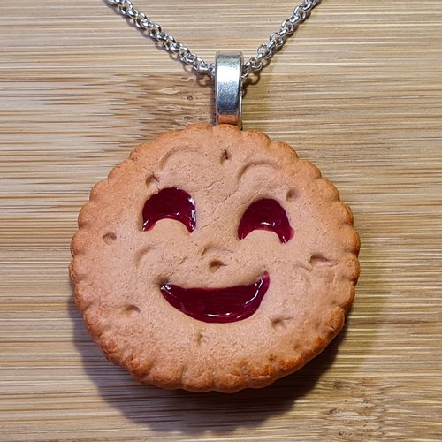 Collier biscuit sourire à la fraise / bijoux gourmands faits mains