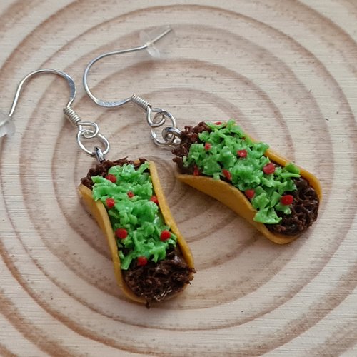 Boucles d'oreilles originales tacos mexicains sur crochets en argent 925 / bijoux gourmands en fimo