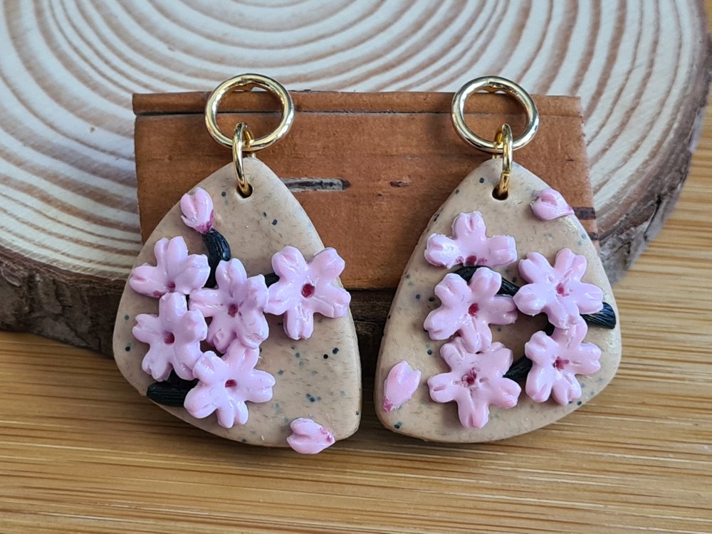Boucles d'oreilles fleurs de cerisiers / bijoux en fimo - Un grand marché