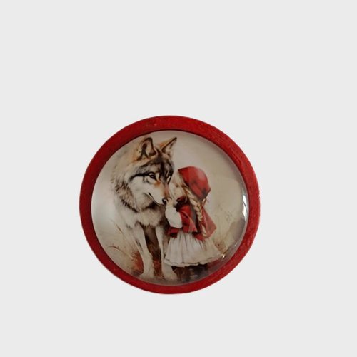 Broche "petit chaperon rouge"