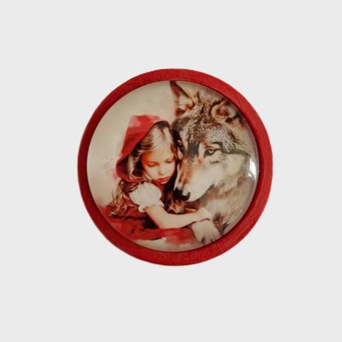 Broche "petit chaperon rouge"