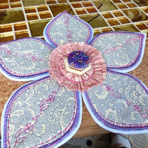 Grande fleur feutrine, tissu dessins cachemire anciens