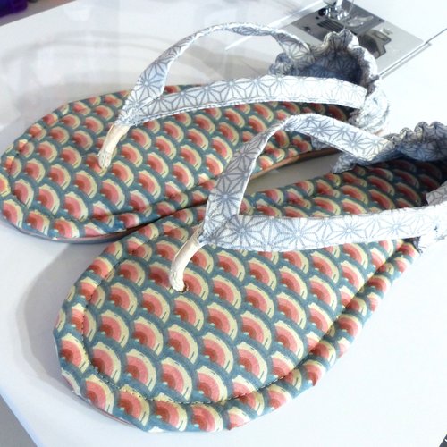 Tongs femme "éventails japonais" ton orangé