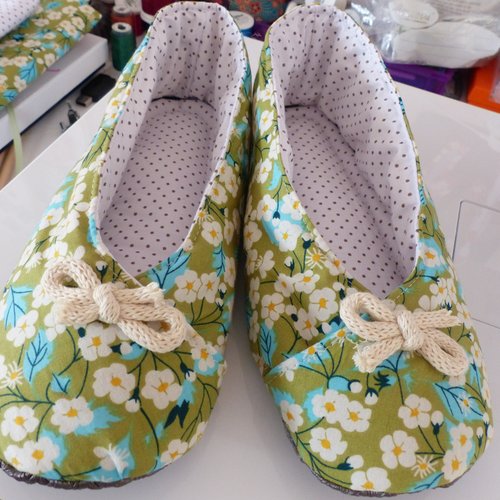 Chaussons femme kimono "fleuri vert" tissu japonais