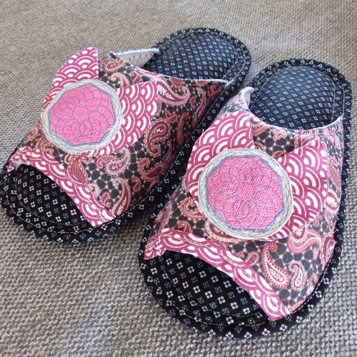 Mules femme ouverte t37-38, tissu cachemire noir-bordeaux