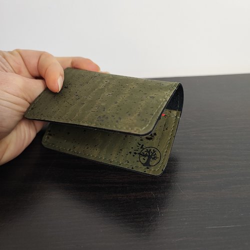 Porte-carte à rabat erable en liège de luxe (cuir de liège/vegan) (pièce unique)