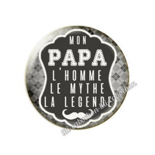 Cabochon résine a coller 25 mm papa le mythe la légende 