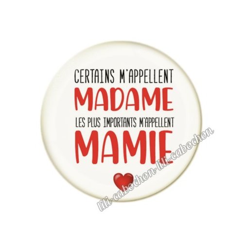 Mamie km39 cabochon en résine époxy 25 mm