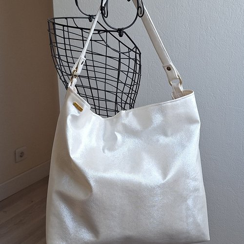 Sac cabas en simili claudie