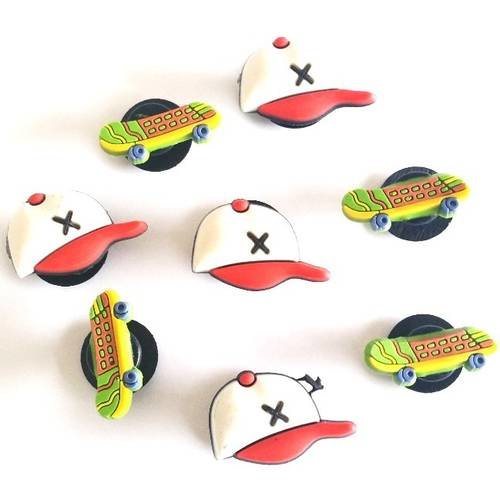 2 boutons décoratifs casquette et skateboard - pins type jibbitz pour chaussures crocs ou tout autre décoration vêtement, sac 