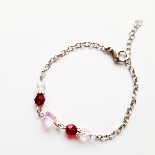 Bracelet  perles en cristal de swarovski à facettes chaine acier structuré