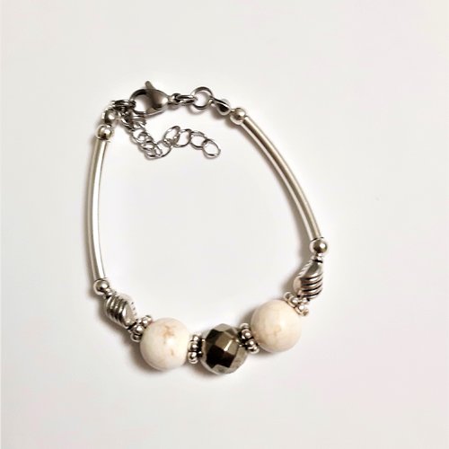 Bracelet perles pierre minérale fil cablé acier