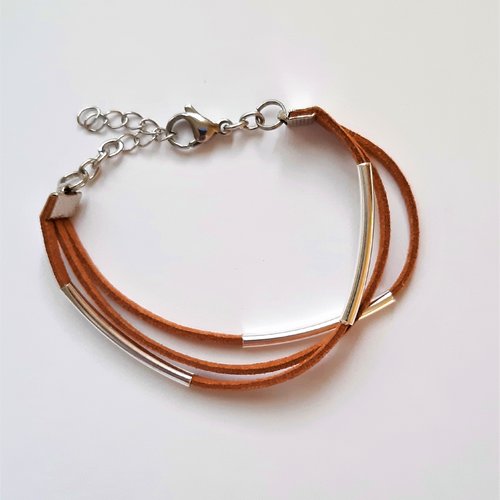 Bracelet cordons suédine camel perles courbées métal argent