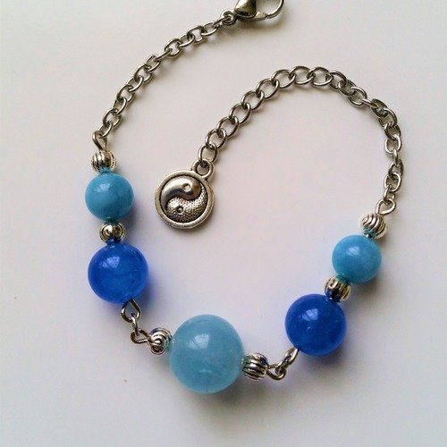 Bracelet perles en pierre minérale agate bleu