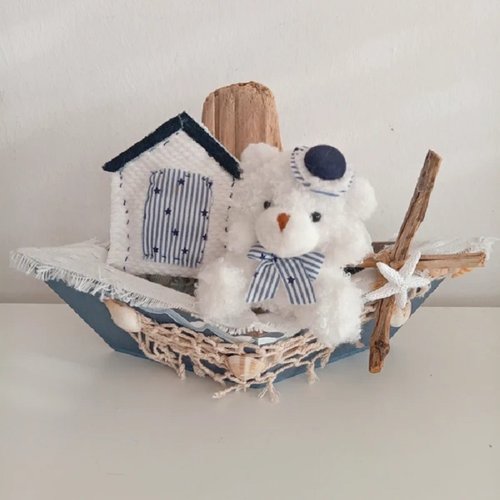 Barque rmarine en bois  avec peluche : décoration chambre bébé/baptême