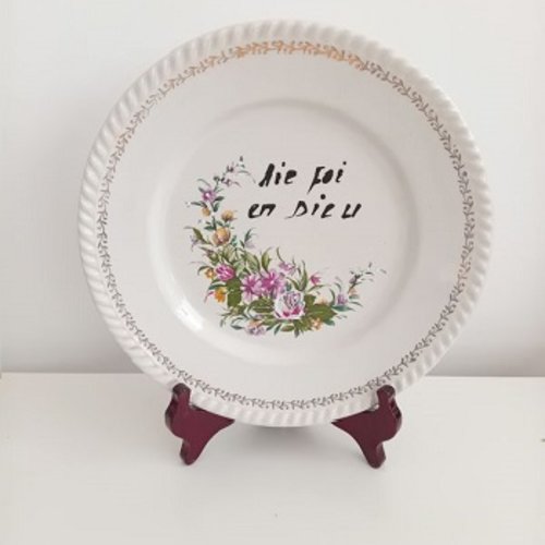 Assiette chrétienne décorative fleurie en céramique