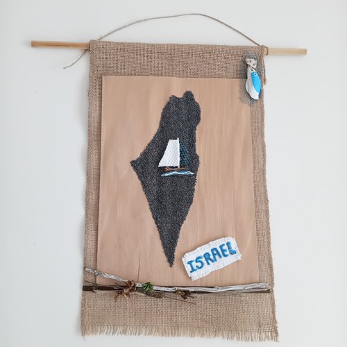 Petite suspension murale avec carte d'israël en sable