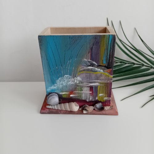 Pot à crayon  marin en bois avec  coquillages