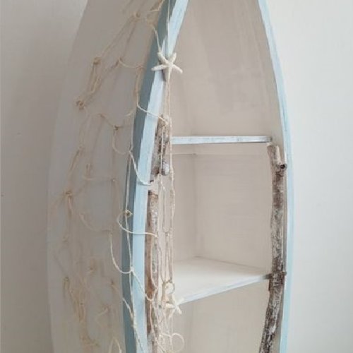 Barque étagères marine avec filet de pêche/bois flotté- hauteur 74 cm