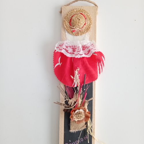 Souvenir île de la réunion : figurine danseuse sur panneau en bois