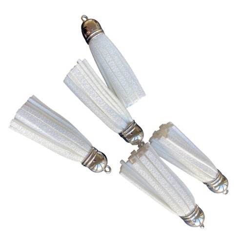 3 pompons en suédine blanche 6 cm calotte argentée