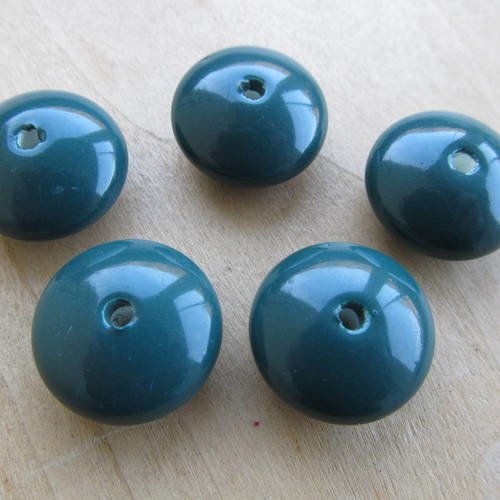 Lot de 5 perles de forme boulier de 20 x 11 mm en porcelaine émaillée couleur: mélèze. 