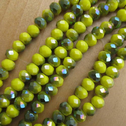 Lot de 25 perles de 8 x 6.5 mm, forme boulier, en verre à facettes semi-plaqué: jaune tournesol/kaki irisé. 