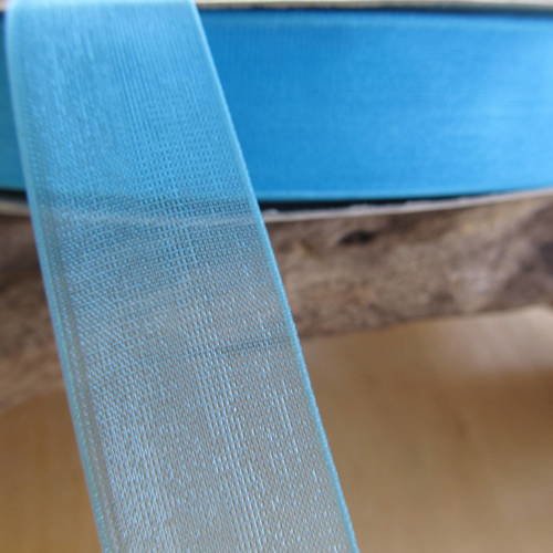 2 m de ruban en organza de 20 mm de largeur de couleur: bleu turquoise.