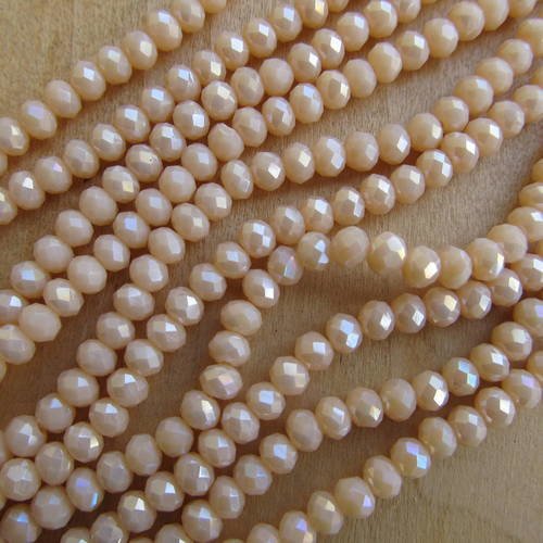 Lot de 50 perles forme boulier en cristal à facettes de 4 x 3 mm de couleur: sable nacré. 