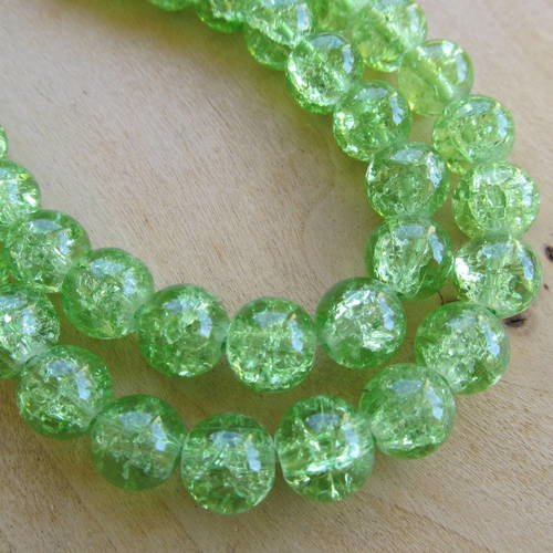 Lot de 10 perles de 10 mm en verre craquelé de couleur: vert pomme. 