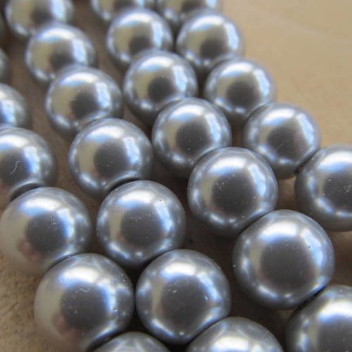 Lot de 10 perles de 8 mm de diamètre, en verre nacré de couleur: gris. 