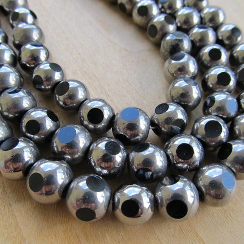 Lot de 10 perles de 10 mm de diamètre en verre facetté de couleur: noir plaqué platine. 