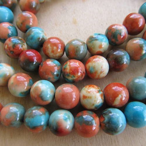 *lot de 10 perles de 8 mm de diamètre en jade véritable  teinté: bleu/sienne/blanc.