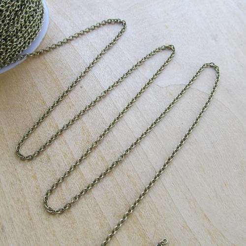 1 m de chaîne fantaisie en laiton massif en maille forçat de 3 x 2 mm de couleur: bronze.
