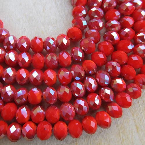 Lot de 25 perles forme boulier, en verre facetté imitation jade de 8 x 6.5 mm couleur : rouge piment. 