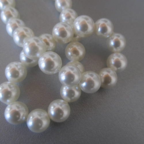 Lot de 5 perles nacrées de 10 mm couleur: blanc.