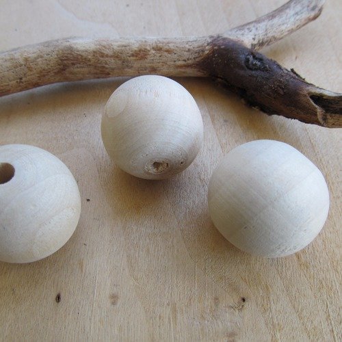 Lot de 5 perle ronde de 16 mm de diamètre en bois brut: blanc.