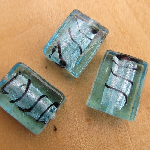 *lot de 2 perles rectangulaires en verre à la feuille d'argent, de 21 x 15 mm, de couleur: bleu topaze.