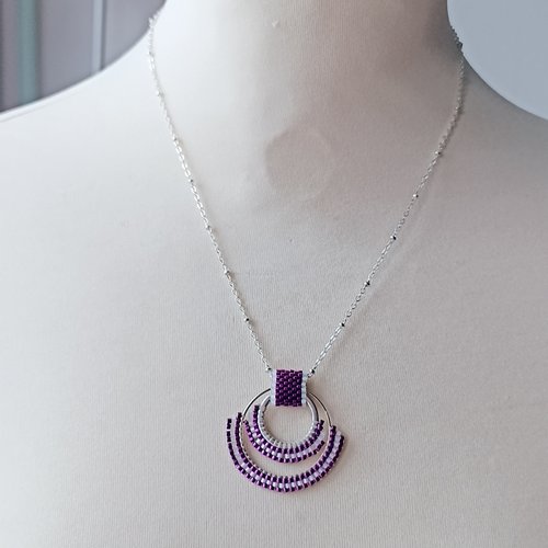 Collier  de perles japonaise 11/0 violettes et nacrée