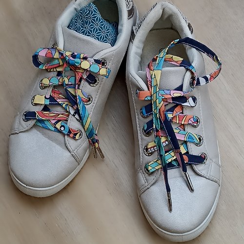 Paire de lacets en tissu de coton imprimé multicolores