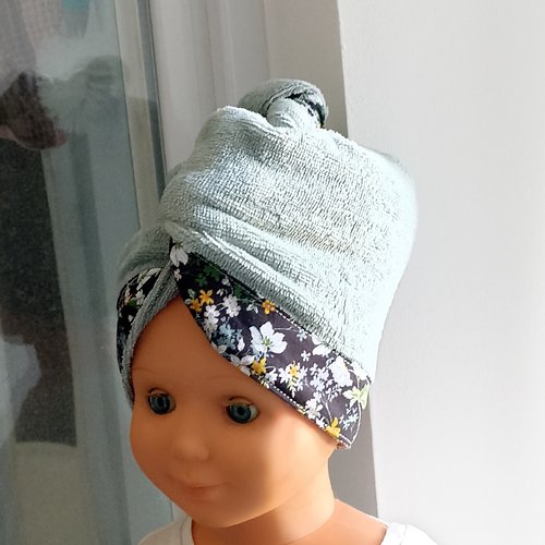 Réserver anne-claire ) deux turban sèche cheveux, éponge de bambou , modèle enfant