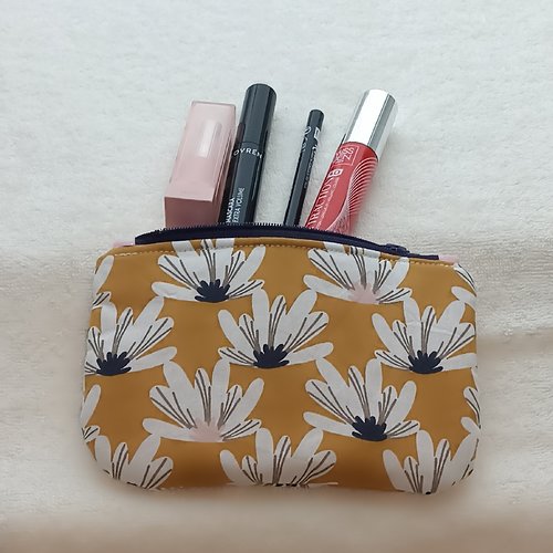 Pochette trousse plate doublée à maquillage